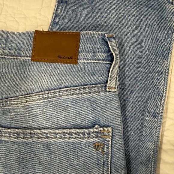 Madewell /Women’s Light Blue Distressed Straight Leg Jeans/ THE MOMJEAN /Size 27 - Picture 5 of 14